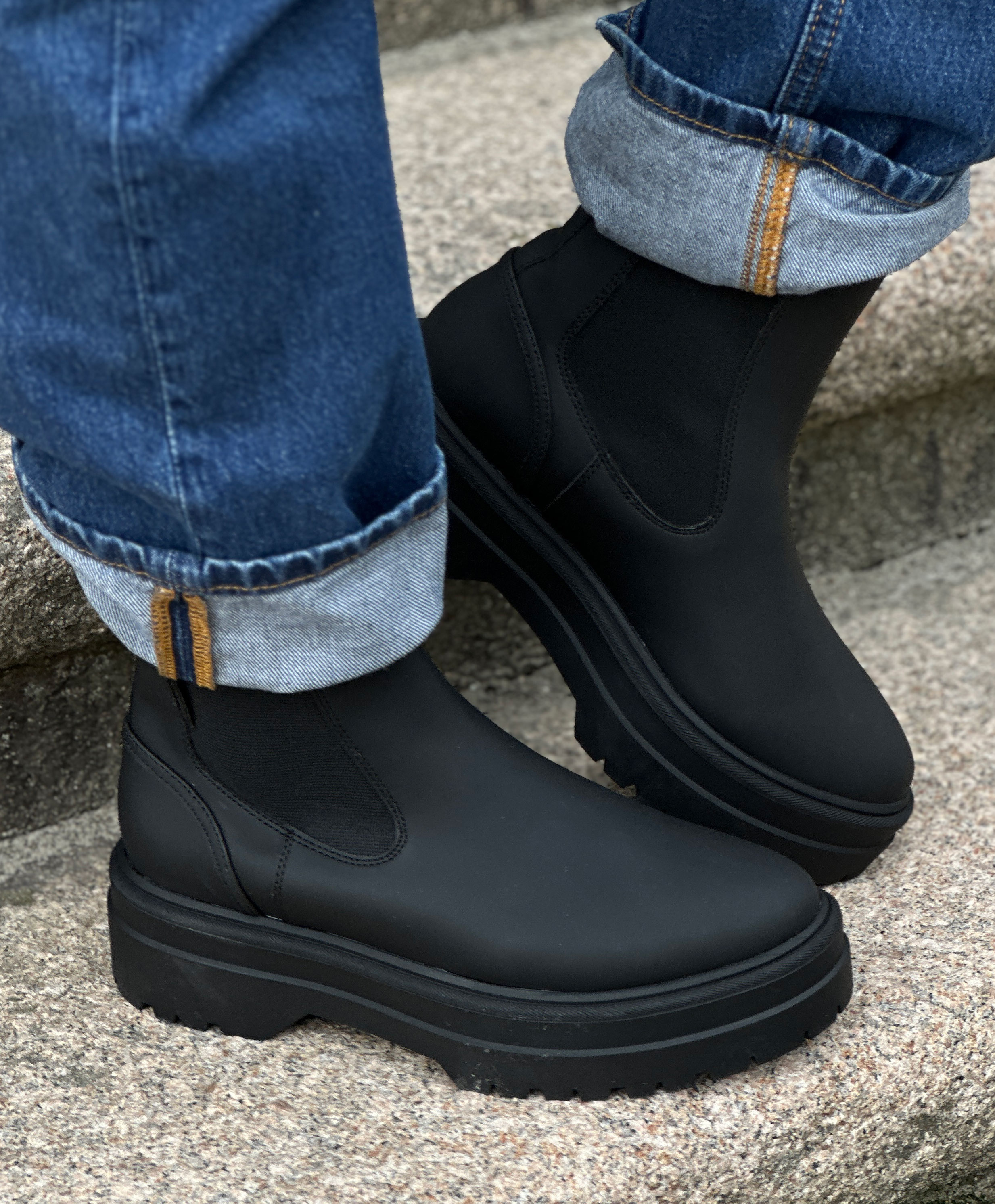 Tommy Hilfiger RUBBERISED CHELSEA BOOT