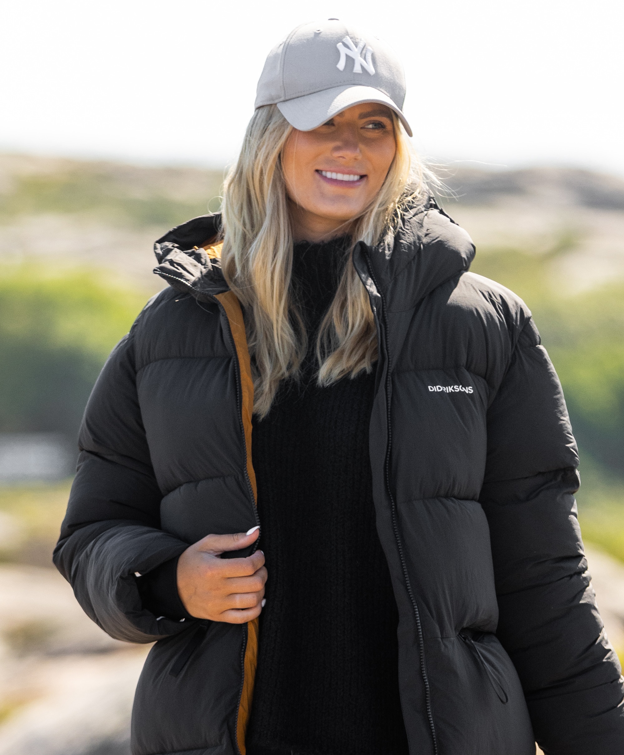 Didriksons Nomi Wmns Parka 2