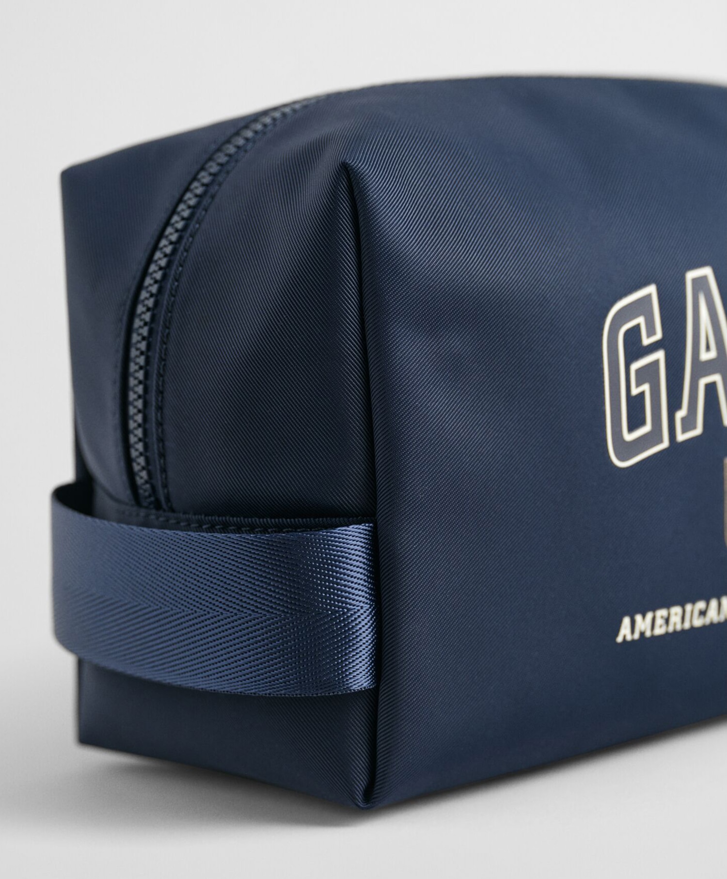 Gant Shield Wash Bag