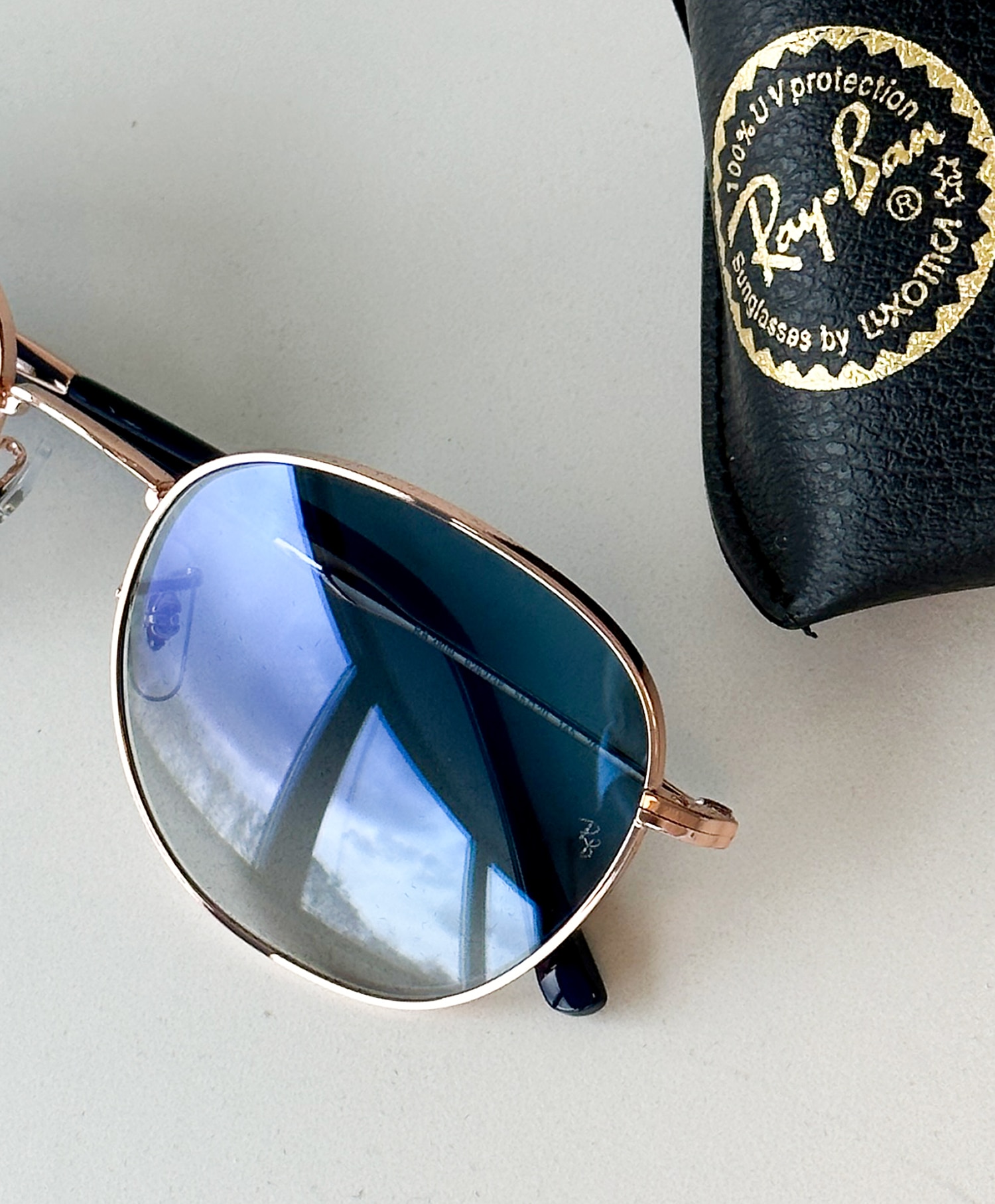 Ray-Ban RB3809