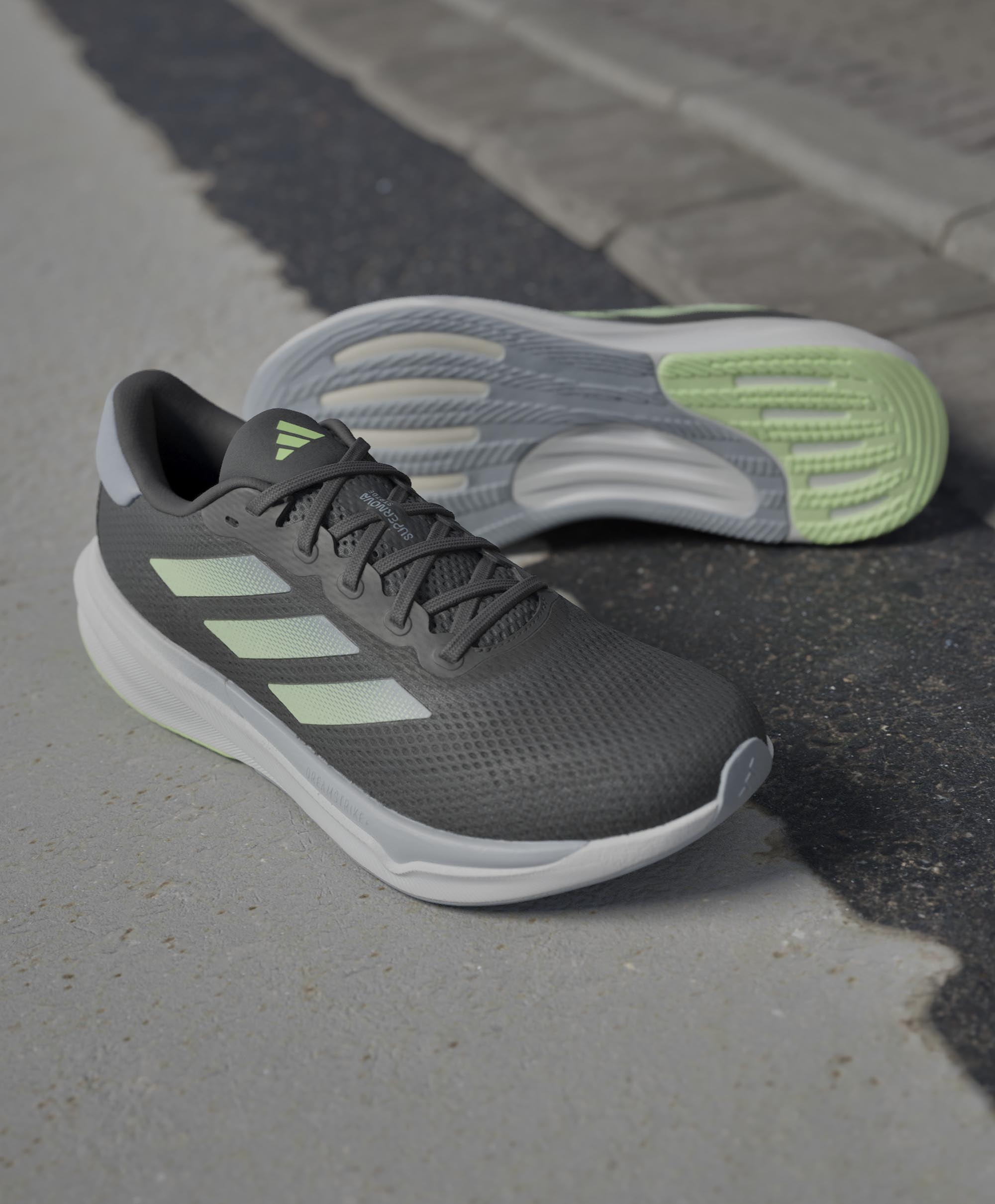 Adidas Supernova Stride M